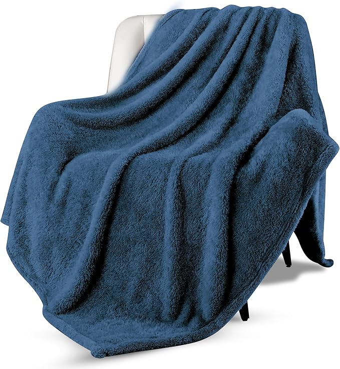 Wholesale Blanket UAE | Yanek Ultra-Soft Double Micro Fleece Flannel Blanket