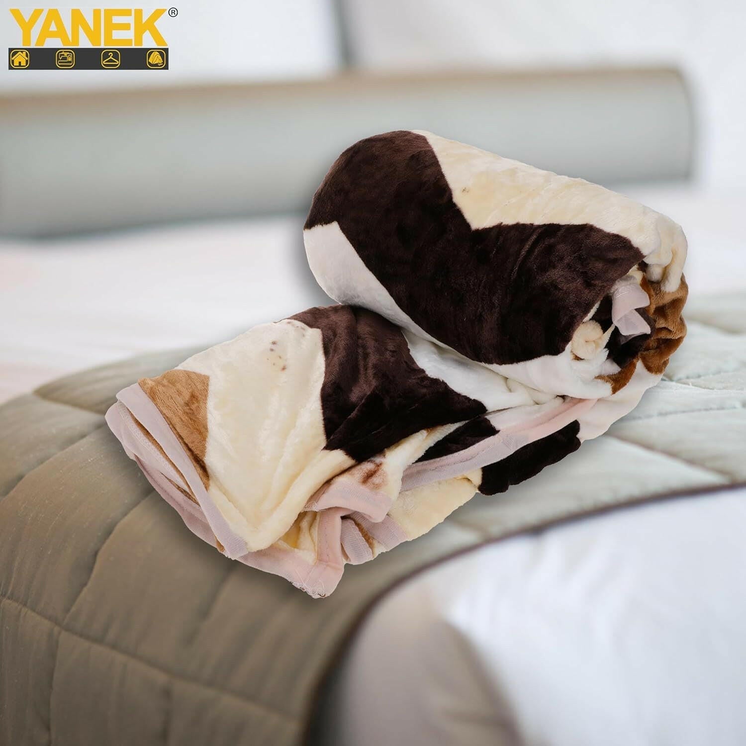 Yanek Fleece Blanket | Printed FACTORY DIRECT PRICES CALL NOW +971 50 167 6469 DNYWHOLESALE.